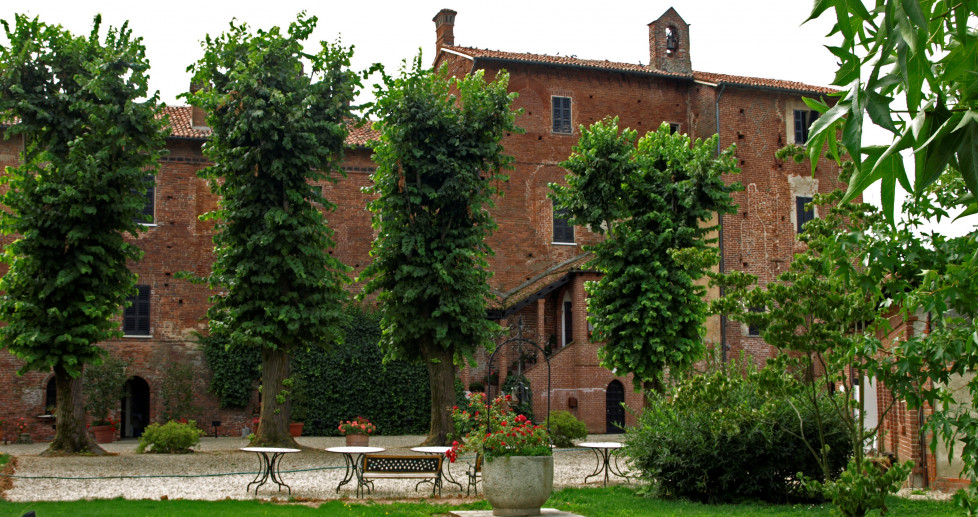 Castello D'agogna Castello D'agogna