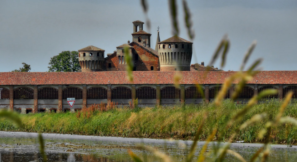 Castello di Valeggio Valeggio