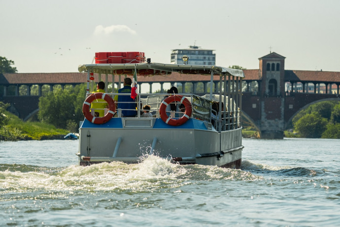 Gita in barca a Pavia