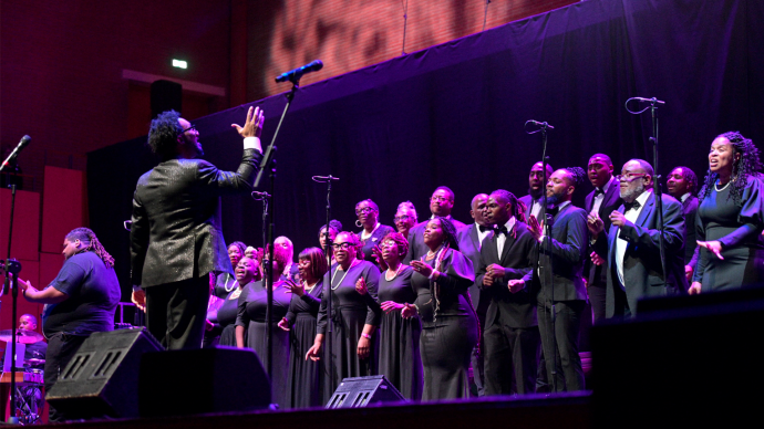 Eric Waddell & The Abundant Life Singers per la Golden Days Christmas Edition