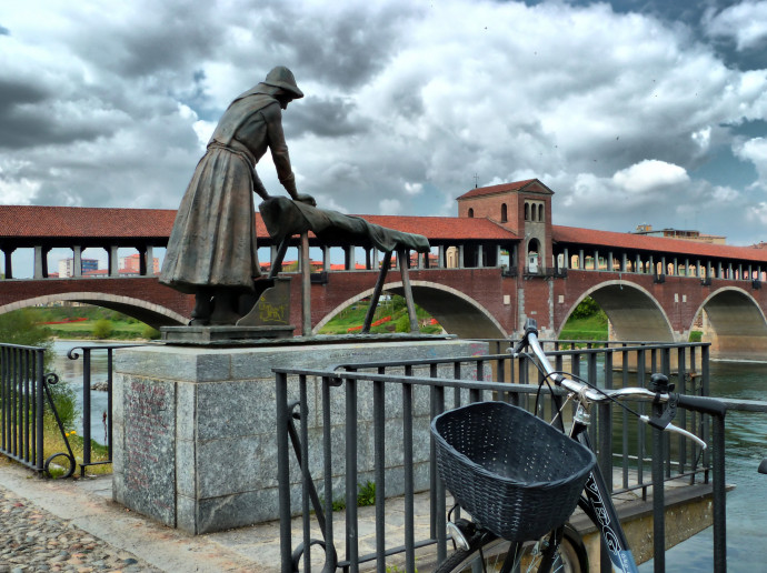 Pavia insolita e misteriosa Pavia insolita e misteriosa