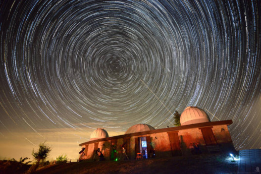 Stelle cadenti e musica, con osservazione al telescopio
