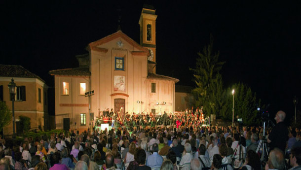 Gran Galà Lirico Sinfonico a Montecalvo Versiggia Gran Galà Lirico Sinfonico a Montecalvo Versiggia
