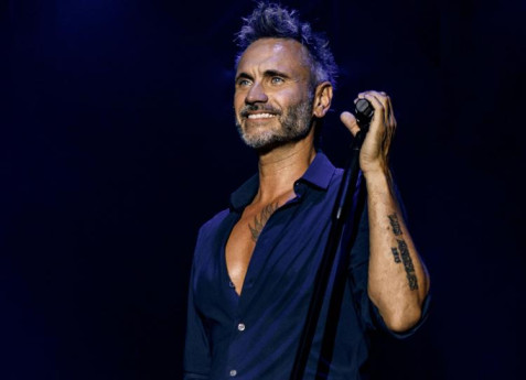 Nek in concerto a Vigevano