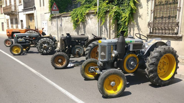 Raduno lomellino di trattori d'epoca