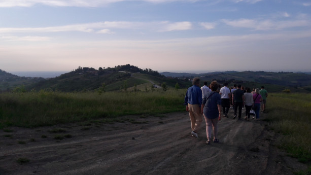 Camminata sotto le stelle sulla Costa del Vento Costa del Vento
