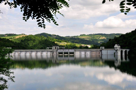 From Montalto Pavese to Trebecco lake