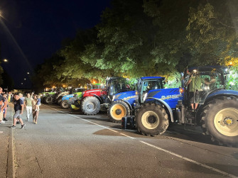 Trattori pronti per il Party Cool Tratür a Dorno