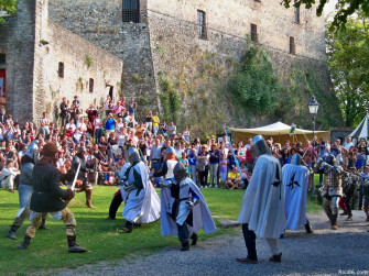 Giornate Medievali al Castello Dal Verme di Zavattarello: l'assedio al castello Giornate Medievali a Zavattarello