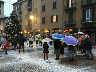 Mercatino Natalizio di Gropello Cairoli Mercatino Natalizio di Gropello Cairoli