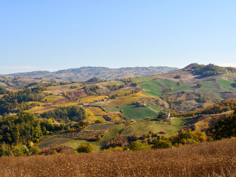 Su e giù per le colline tra borghi e fiabe