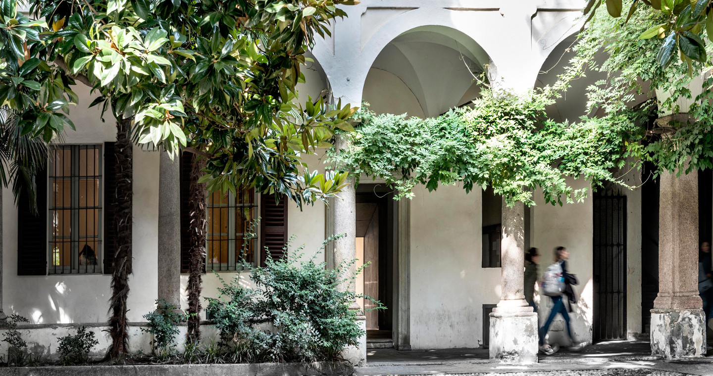 Chiostro dell’Università degli Studi di Pavia.