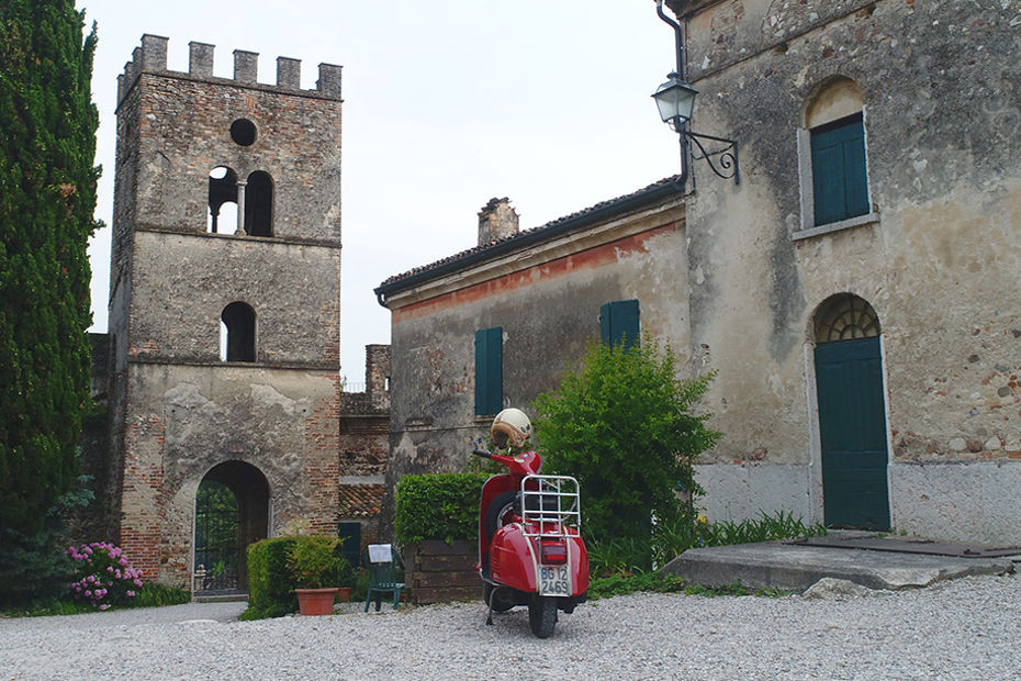 Castellaro Lagusello (MN) Castellaro Lagusello (MN)