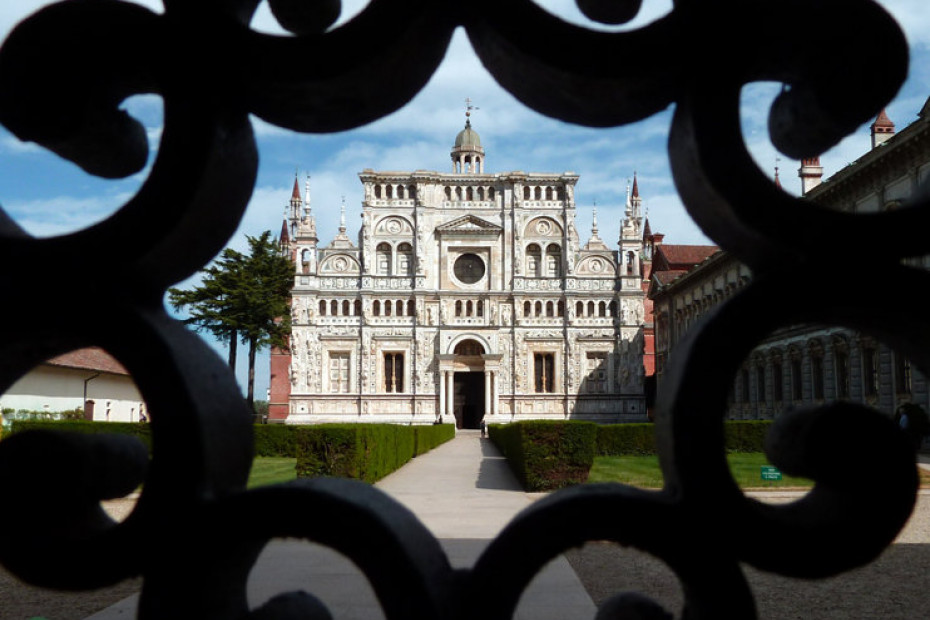 Pavia dalla A alla Z. Dall'arte al benessere, fino alle tradizioni enogastronomiche