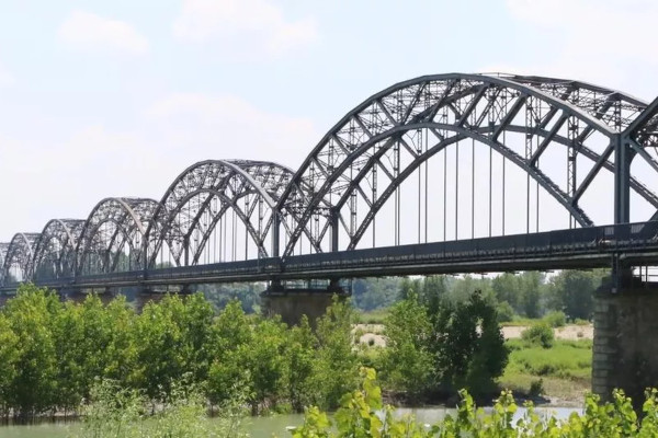 Ponte della Gerola (ph: laprovinciapavese .gelocal.it)