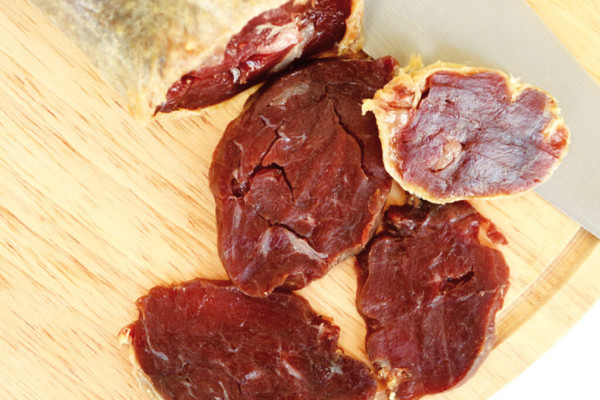 Uno dei salumi realizzati al 100% con carne d'oca (Ph. sagradelsalamedoca.it)