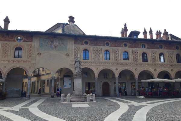 Portici di Piazza Ducale